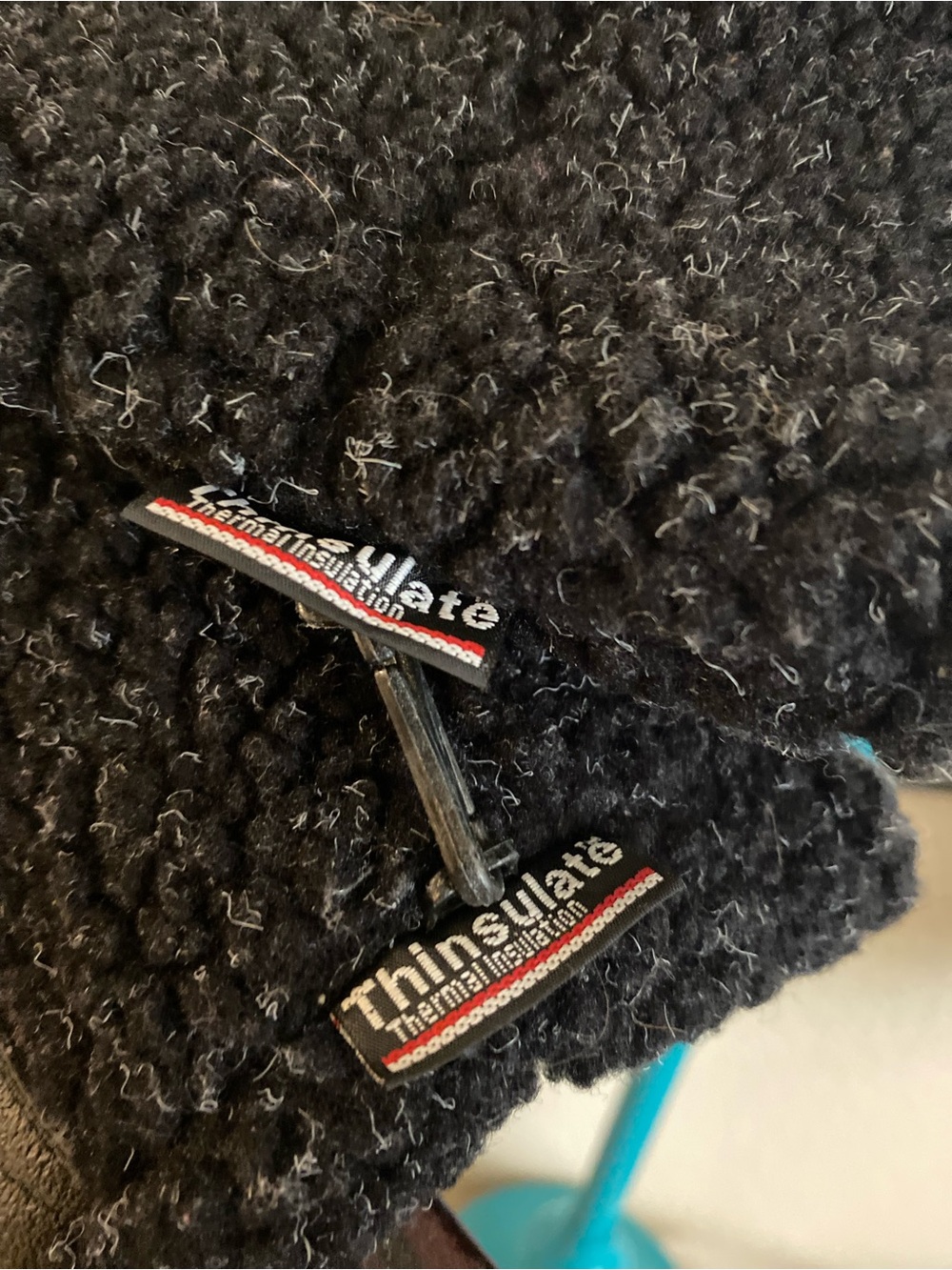 3M Thinsulate Black Bouclé Women's Cold-Weather Gloves - Picture 3 of 7